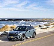 Mini Countryman leads 2024 imported small car market as sales accelerate