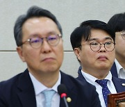 강선우 “저한테 미친 여자라 그러셨죠” 의협회장 “표현의 자유”