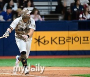 [MD포토] 최주환 '타점 올리는 고급야구'