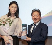 배구여제 '김연경' 인천공항 명예홍보대사로 위촉