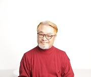 '완득이' 연출 원로 연극인 김동수 별세…향년 76세