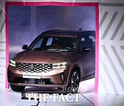 르노코리아, 오로라1 베일 벗었다…첫 SUV '그랑 콜레오스' 공개