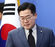 박찬대 "尹, 내각제였으면 스스로 물러나야 할 지지율"