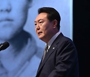 “윤 대통령 탄핵 요구” 청원 20만명 돌파…법사위 회부