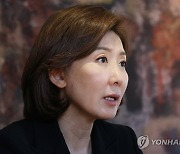 나경원 "연대설, 일고의 가치도 없어…오직 국민과 연대"(종합)