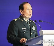 China Former Defense Minister