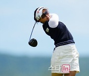 [포토]김민주,첫 날 최대한 줄인다