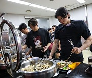 NC 싹쓸이 스윕한 키움, 보양식 먹고 광주 원정길 나섰다