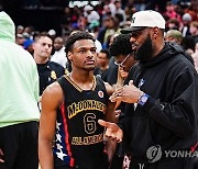 NBA '부자 세습' 완성...르브론과 브로니, 3년간 레이커스서 함께 뛴다, '아빠찬스'의 결정판, 전체 55번에 지명