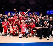 일본 남자배구, 2회 연속 VNL 4강 진출→캐나다에 3-0 셧아웃 승리, 예선전 패배 설욕 성공