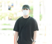 도경수,'귀여운 출국 패션' [사진]