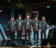 '무결점' 젠지, DRX 깔끔하게 2-0 완파... 개막 후 6연승 질주 [LCK]