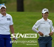 '7언더파 합작' 유해란-이소미, LPGA 2인조 대회 2R서 선두 그룹에 2타 뒤진 공동 9위