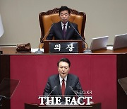 [주간政談<상>] 의혹 키운 반박…尹 '이태원참사 음모론' 파문