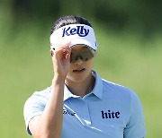 변화 절감한 김민별 "이 상태로는 뭘 해도 되지 않을 것 같다" [KLPGA 맥콜·모나 용평오픈]