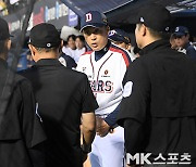 이승엽 감독 ‘강우콜드 받아들일 수 없습니다’ [MK포토]