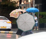 전국 곳곳 호우특보… 내일 오후 그치고 더워져