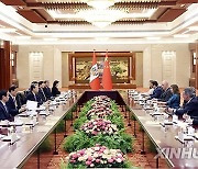 CHINA-BEIJING-ZHAO LEJI-PERUVIAN PRESIDENT-MEETING (CN)