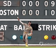 Padres Red Sox Baseball