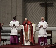 Vatican Pope Pallium