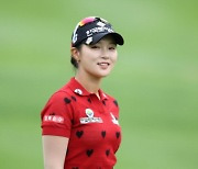 박현경, KLPGA 맥콜·모나 용평 오픈 우승…연장전 버디 퍼트