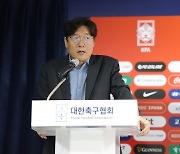 ‘정해성 깜짝 사퇴’ 한국축구, ‘포스트 클린스만’ 선임 작업은 계속…외국 사령탑 ‘무게’ [사커토픽]