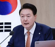 윤 대통령, 김홍일 방통위원장 사의 수용…면직안 재가