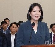 네이버 최수연 "단기적으로 라인관련 지분매각 안 해"