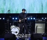 [포토] 이승윤, 엄청난 사운드'폭포' 무대