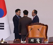 [속보] 채상병특검법 국회 본회의 상정…국힘 필리버스터 돌입