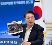 [사설] 부자 감세가 서민 살리고 역동경제라는 정부의 오판