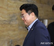 박찬대 '정신나간' 발언에 유감 표명…여 "김병주 의원이 사과해야" 반발