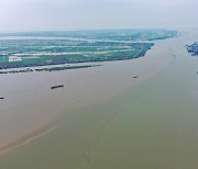 “중국 최장 양쯔강 넘칠라” 中안후이성 24만명 대피