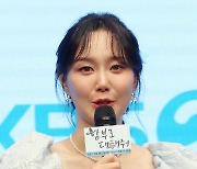 이유영, 결혼·임신 깜짝 발표→6500만원 기부..훈훈 행보 [종합]