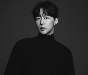 배인혁, YY엔터 전속계약…방용국 한솥밥