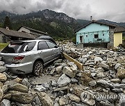 SWITZERLAND PHOTO SET FLOOD LANDSLIDE