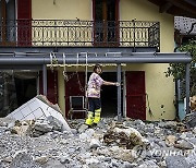 SWITZERLAND PHOTO SET FLOOD LANDSLIDE