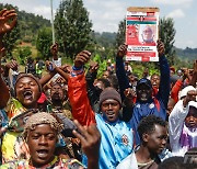 [포토]루토 대통령 꼼수 안 통한다…케냐 반정시위 지속