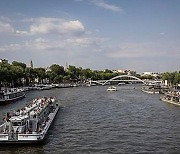 파리 센강에서 수영 가능‥6월 조사개시후 첫 수질 적합
