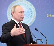 푸틴 "트럼프 우크라 종전 계획, 진지하게 받아들여…바이든 선호 변함 없다"