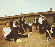 NCT 127 가는 곳이 곧 길…탄탄한 '8년 네오의 역사'