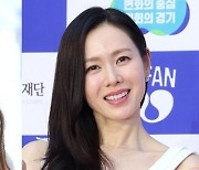 손예진 “‘클래식’ 때 내가 예쁜 줄 몰랐다…지금 보니 정말 예뻐”