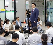 답변하는 김병환 금융위원장 후보자