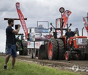 SWITZERLAND TRACTOR PULLING