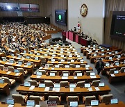 野일각 “채상병 특검법 한동훈案 받자”…재발의때 與이탈표 노림수