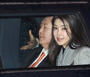 ‘김건희 문자 무시’ 논란에 대통령실 첫 반응…“선거에 활용 말라”