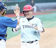 "예전엔 퍼포먼스 다들 짧게 끝냈는데..." 올스타전 새 역사 MVP 최형우 "이젠 분위기가 많이 달라졌다" [인천 현장]