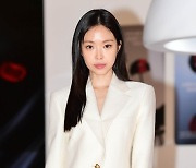 "18살 때 부모님 이혼 후 가장役"…손나은, 대형마트 식품 MD 됐다 ('가족X멜로')