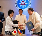 `중국 견제` 일본·필리핀, 상호파병 길 열었다…中 "평화안정 해쳐"