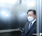 '고개 숙인' SPC 허영인…"성찰 계기, 노사관계 협력 위해 힘쓸 것"(종합)